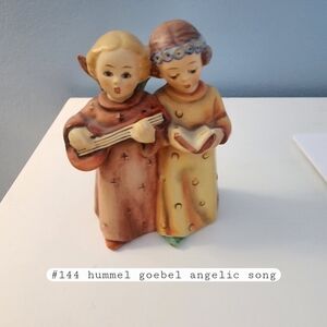 Hummel Goebel Angelic Song Figurine